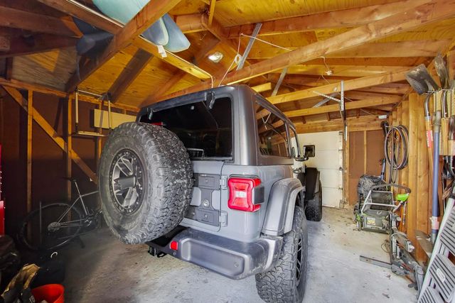 941 W Altgeld Street, Chicago, IL 60614