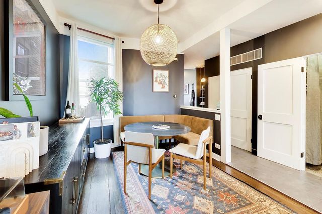 941 W Altgeld Street, Chicago, IL 60614