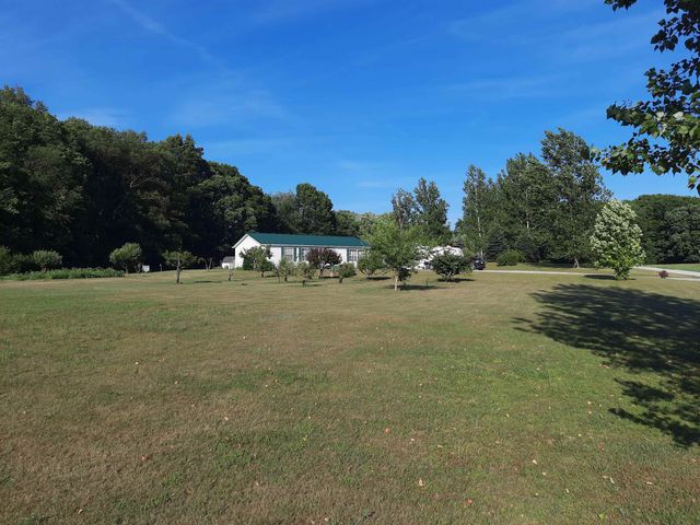 4724 Stone Drive, Millington, MI 48746