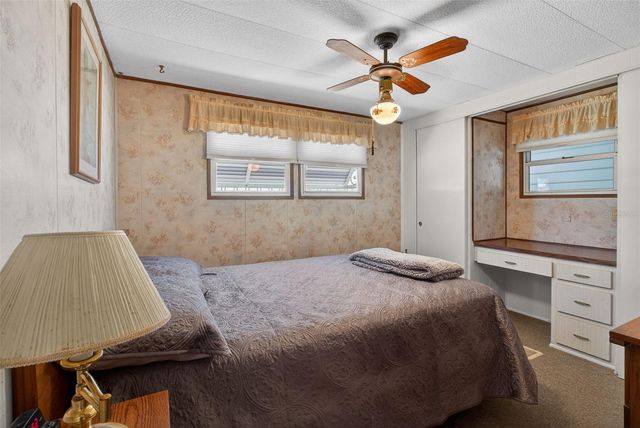 2000 E BAY DRIVE 85, Largo, FL 33771