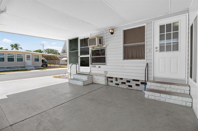2000 E BAY DRIVE 85, Largo, FL 33771