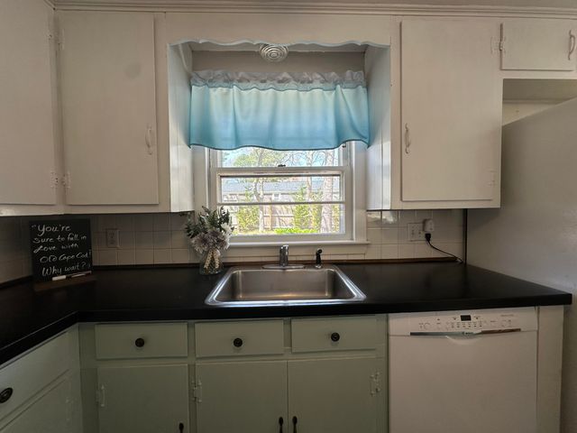 28 Thorwald Drive, South Dennis, MA 02660