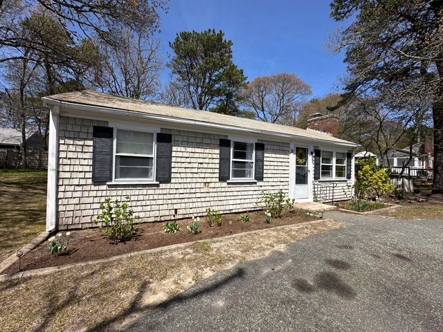 28 Thorwald Drive, South Dennis, MA 02660