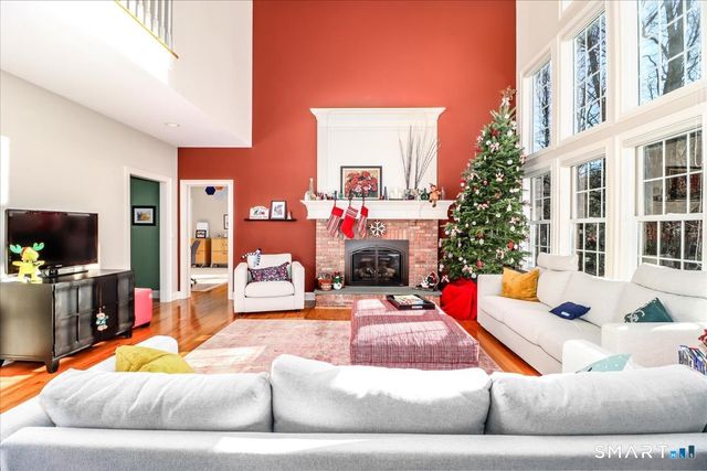 1 Mia Bella Drive, New Milford, CT 06776