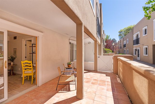 663 Bishops Lodge Road 50, Santa Fe, NM 87501