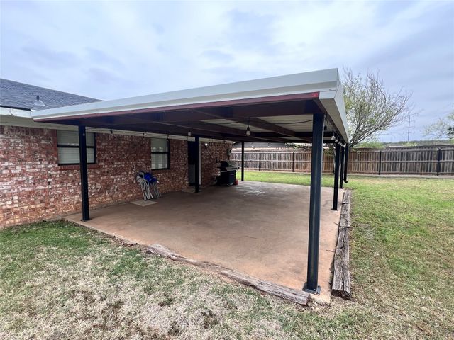 113 Candlestick Drive, Graham, TX 76450