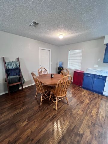 113 Candlestick Drive, Graham, TX 76450