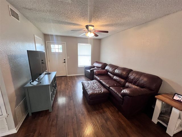 113 Candlestick Drive, Graham, TX 76450