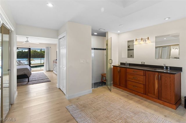 864 S Town And River DR, Fort Myers, FL 33919