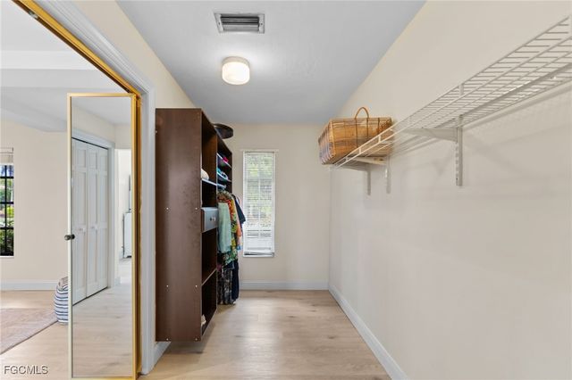 864 S Town And River DR, Fort Myers, FL 33919