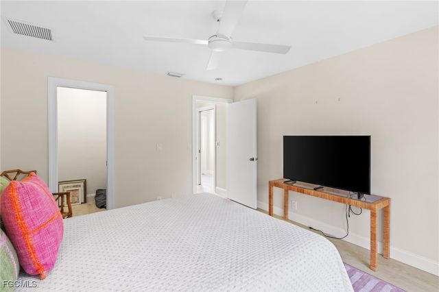 864 S Town And River DR, Fort Myers, FL 33919