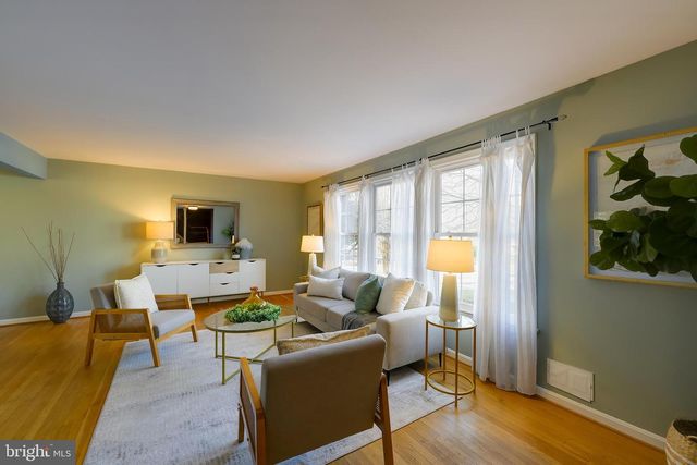 115 LAKESIDE DR, Greenbelt, MD 20770