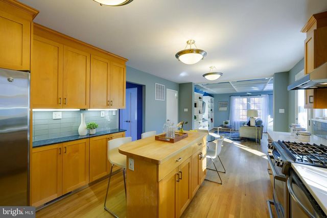 115 LAKESIDE DR, Greenbelt, MD 20770