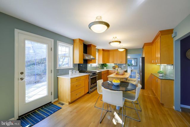 115 LAKESIDE DR, Greenbelt, MD 20770