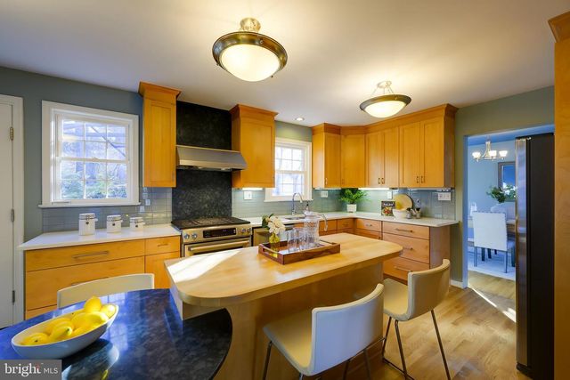 115 LAKESIDE DR, Greenbelt, MD 20770