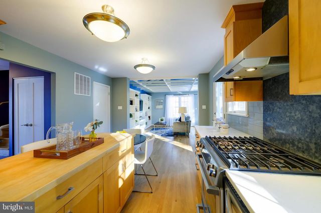 115 LAKESIDE DR, Greenbelt, MD 20770