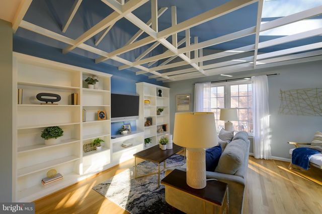 115 LAKESIDE DR, Greenbelt, MD 20770