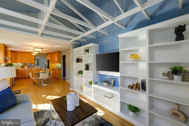 115 LAKESIDE DR, Greenbelt, MD 20770