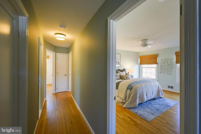 115 LAKESIDE DR, Greenbelt, MD 20770