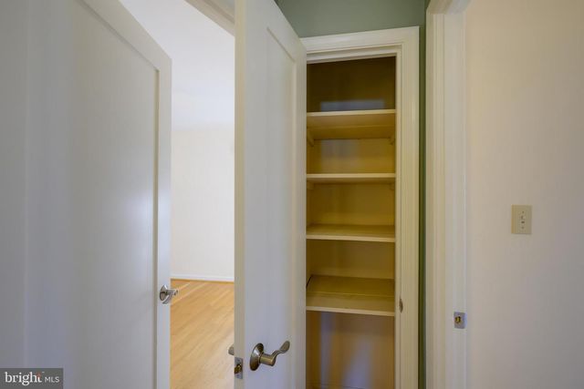 115 LAKESIDE DR, Greenbelt, MD 20770