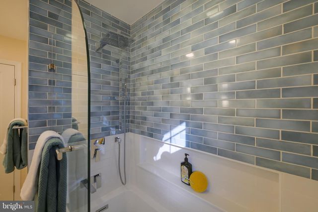 115 LAKESIDE DR, Greenbelt, MD 20770