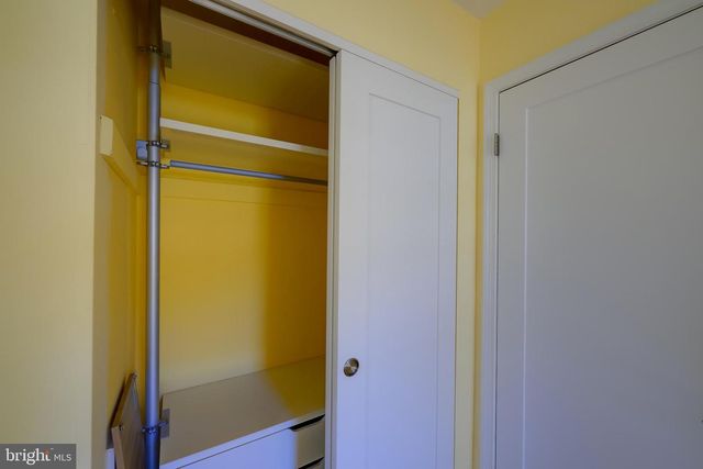 115 LAKESIDE DR, Greenbelt, MD 20770