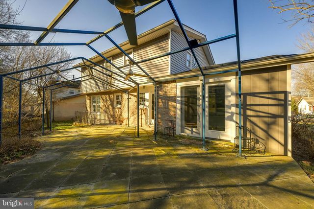 115 LAKESIDE DR, Greenbelt, MD 20770