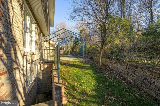 115 LAKESIDE DR, Greenbelt, MD 20770