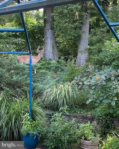 115 LAKESIDE DR, Greenbelt, MD 20770