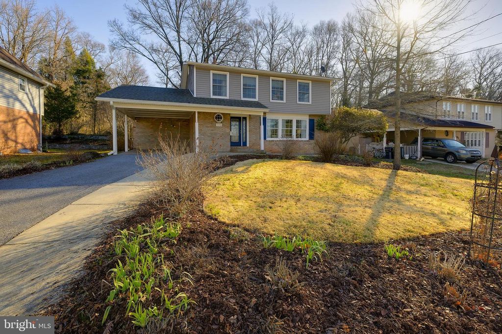 115 LAKESIDE DR, Greenbelt, MD 20770