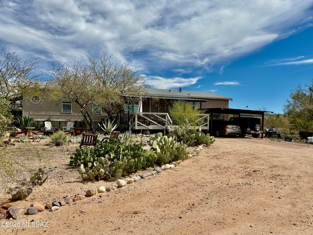 13770 E Fire Dancer Road, Vail, AZ 85641