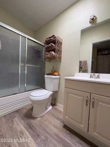 13770 E Fire Dancer Road, Vail, AZ 85641