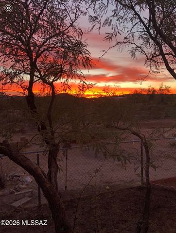 13770 E Fire Dancer Road, Vail, AZ 85641