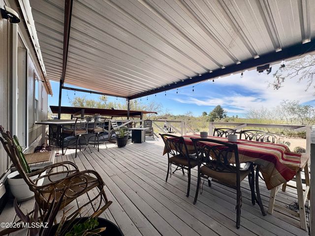 13770 E Fire Dancer Road, Vail, AZ 85641