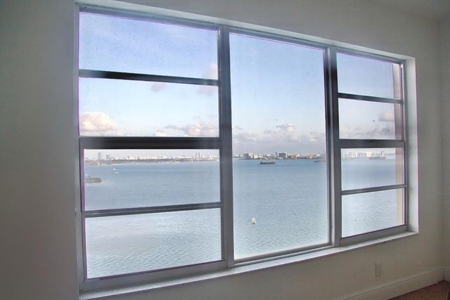 11111 Biscayne Boulevard 1901, Miami, FL 33181