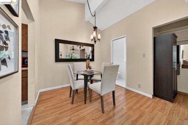 5400 Mountain Blvd 120, Oakland, CA 94619