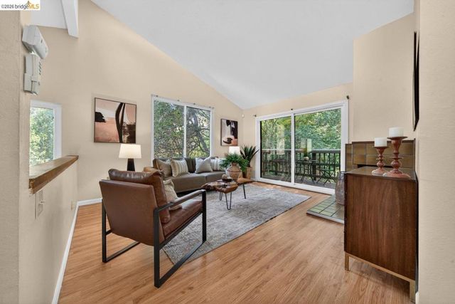 5400 Mountain Blvd 120, Oakland, CA 94619