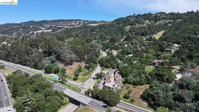 5400 Mountain Blvd 120, Oakland, CA 94619