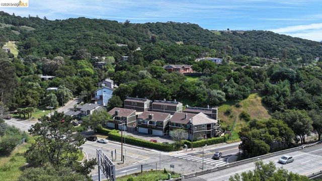 5400 Mountain Blvd 120, Oakland, CA 94619