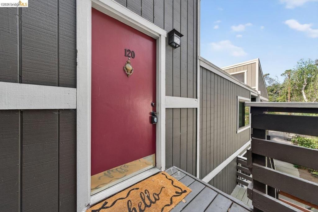 Image 17 of property listing at 5400 Mountain Blvd 120, Oakland, CA 94619