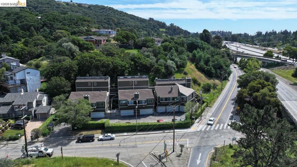 Image 20 of property listing at 5400 Mountain Blvd 120, Oakland, CA 94619