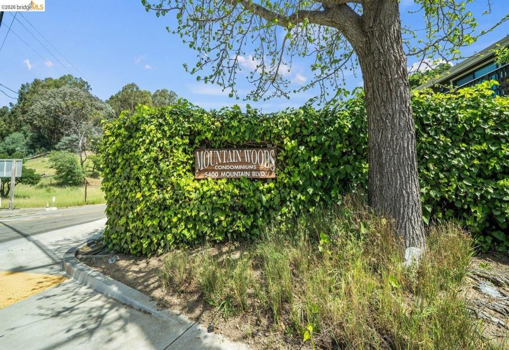 Image 29 of property listing at 5400 Mountain Blvd 120, Oakland, CA 94619