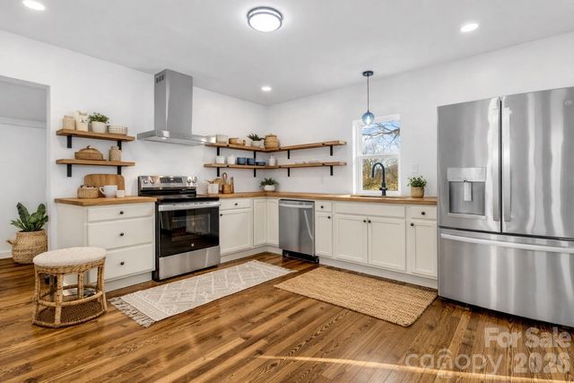 246 Marion Street, Marion, NC 28752