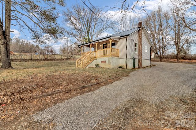 246 Marion Street, Marion, NC 28752