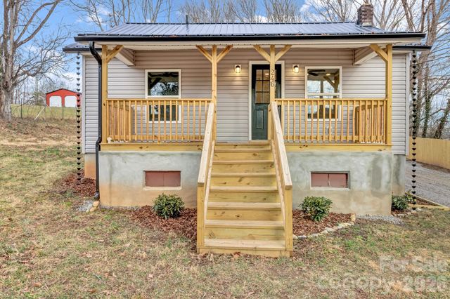 246 Marion Street, Marion, NC 28752