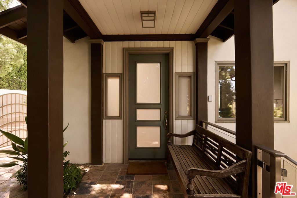 1018 N Tigertail Road, Los Angeles, CA 90049 — photo 3