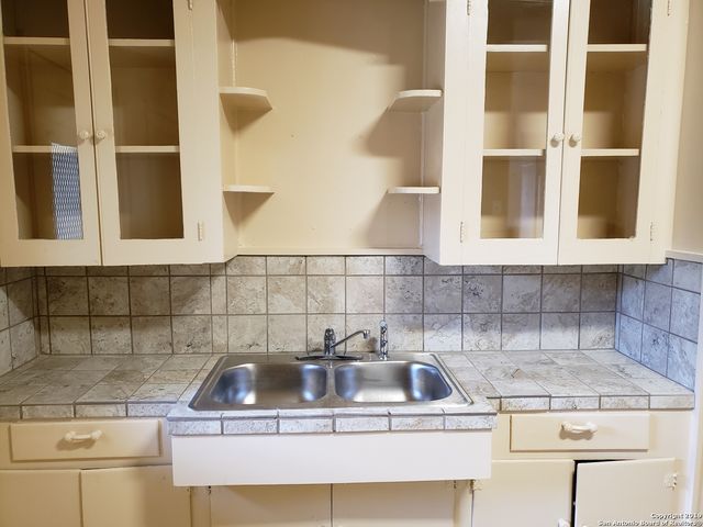 405 N Park Blvd, San Antonio, TX 78204