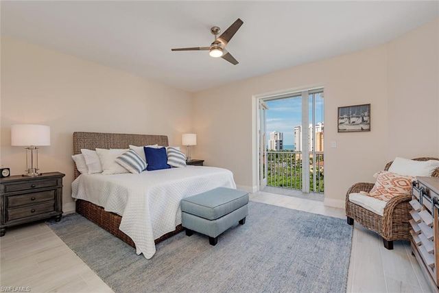 400 Flagship DR 1002, Naples, FL 34108
