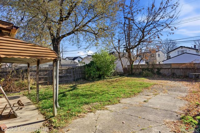 1308 E Lincoln Street, Birmingham, MI 48009