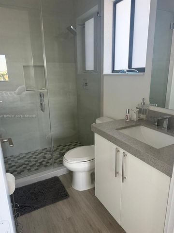 14651 SW 21st St, Miami, FL 33175